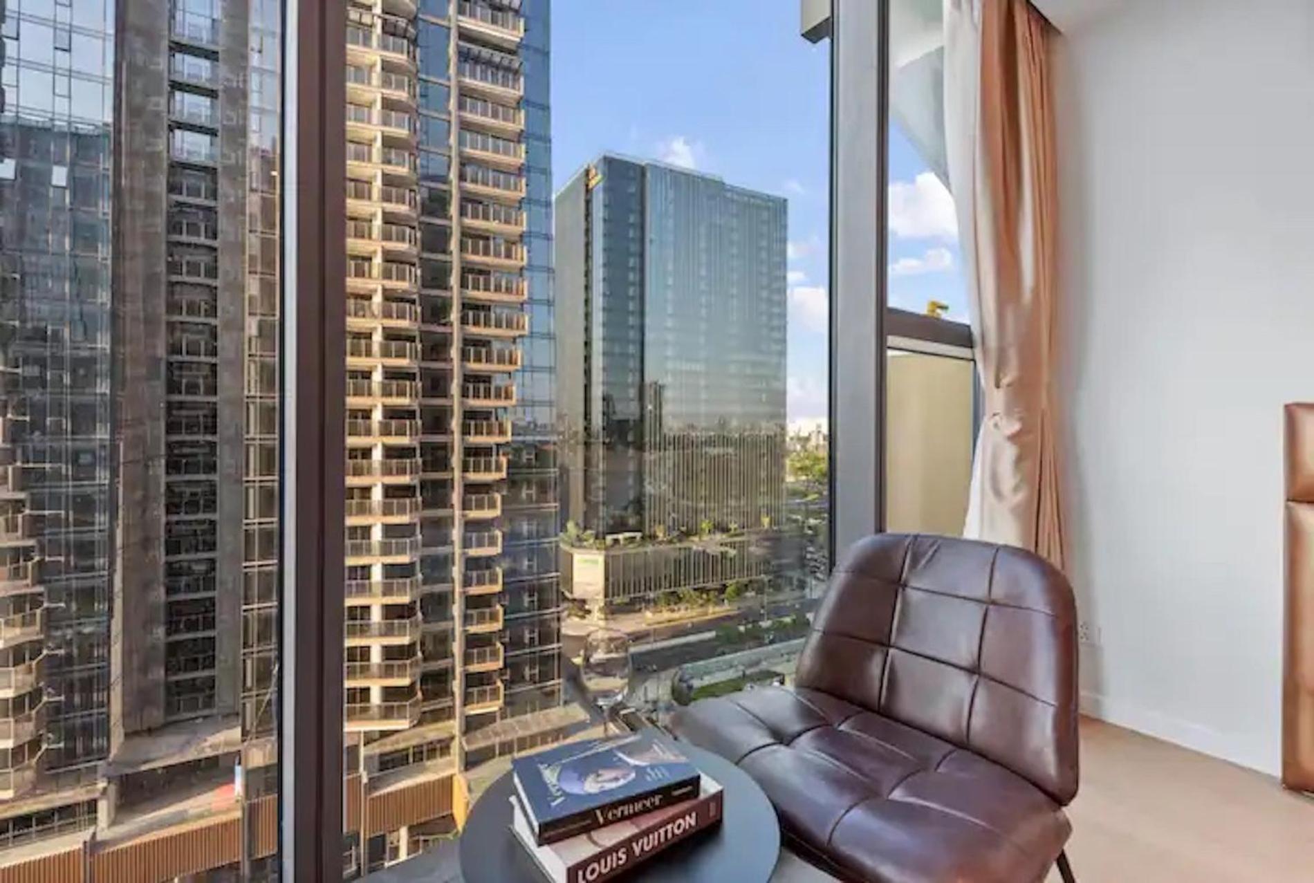 The Opera Apartment Cental Saigon Free Pool-Gym-Sauna Room- Golf Mini โฮจิมินห์ซิตี้ ภายนอก รูปภาพ