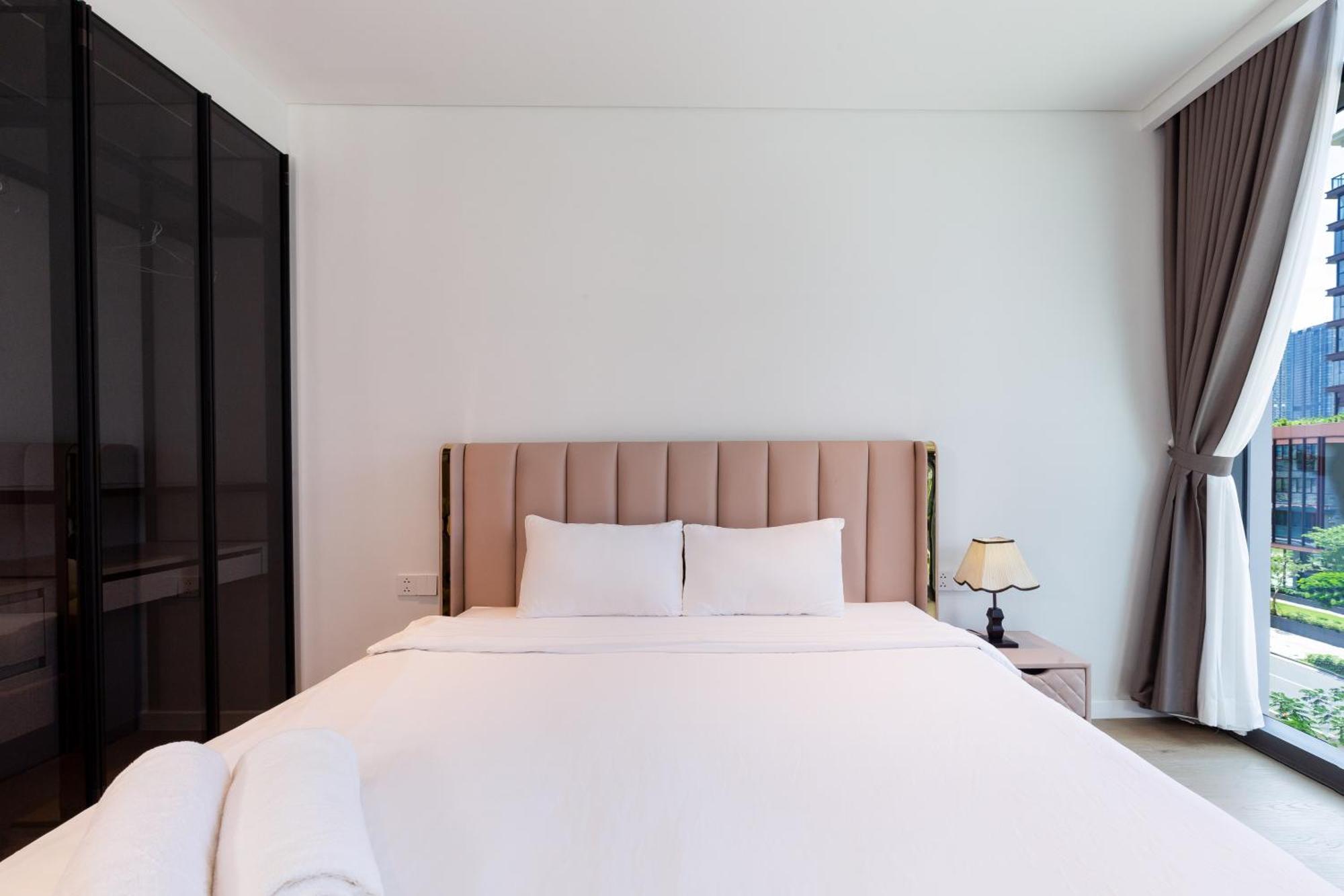 The Opera Apartment Cental Saigon Free Pool-Gym-Sauna Room- Golf Mini โฮจิมินห์ซิตี้ ภายนอก รูปภาพ