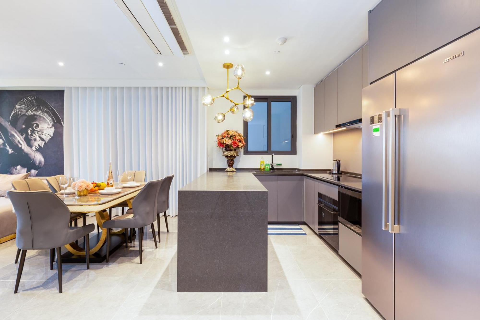 The Opera Apartment Cental Saigon Free Pool-Gym-Sauna Room- Golf Mini โฮจิมินห์ซิตี้ ภายนอก รูปภาพ