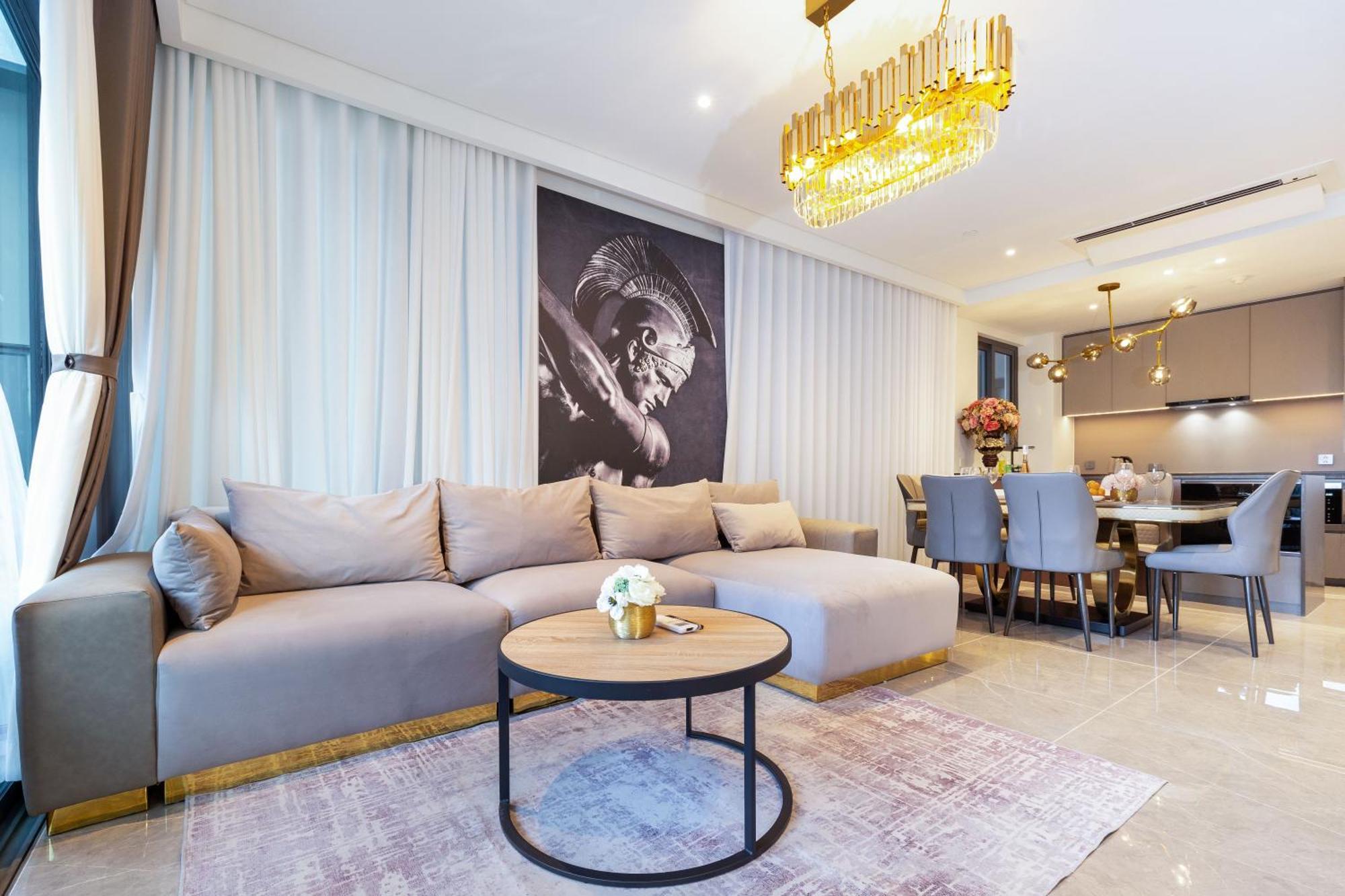 The Opera Apartment Cental Saigon Free Pool-Gym-Sauna Room- Golf Mini โฮจิมินห์ซิตี้ ภายนอก รูปภาพ