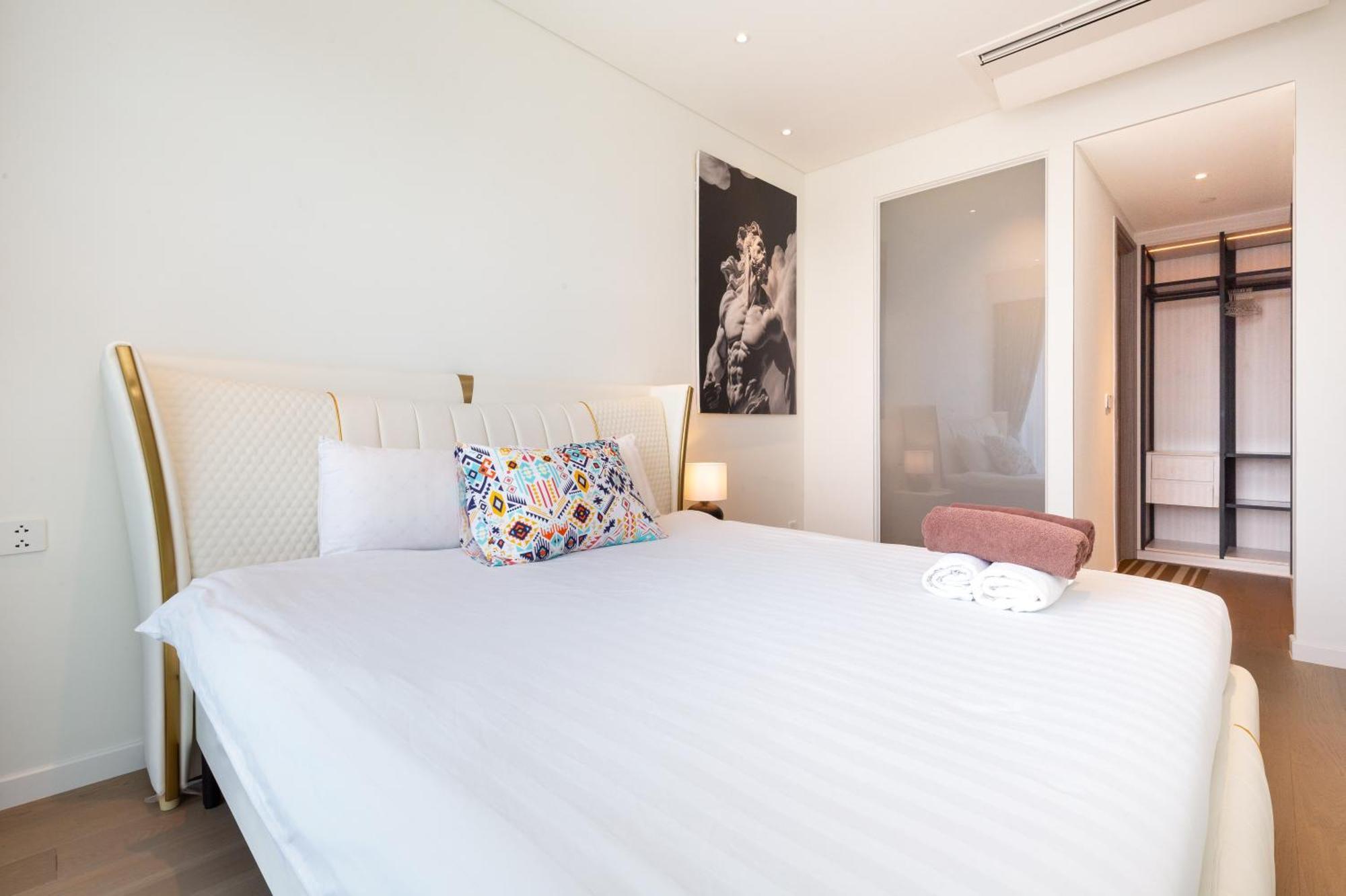 The Opera Apartment Cental Saigon Free Pool-Gym-Sauna Room- Golf Mini โฮจิมินห์ซิตี้ ภายนอก รูปภาพ