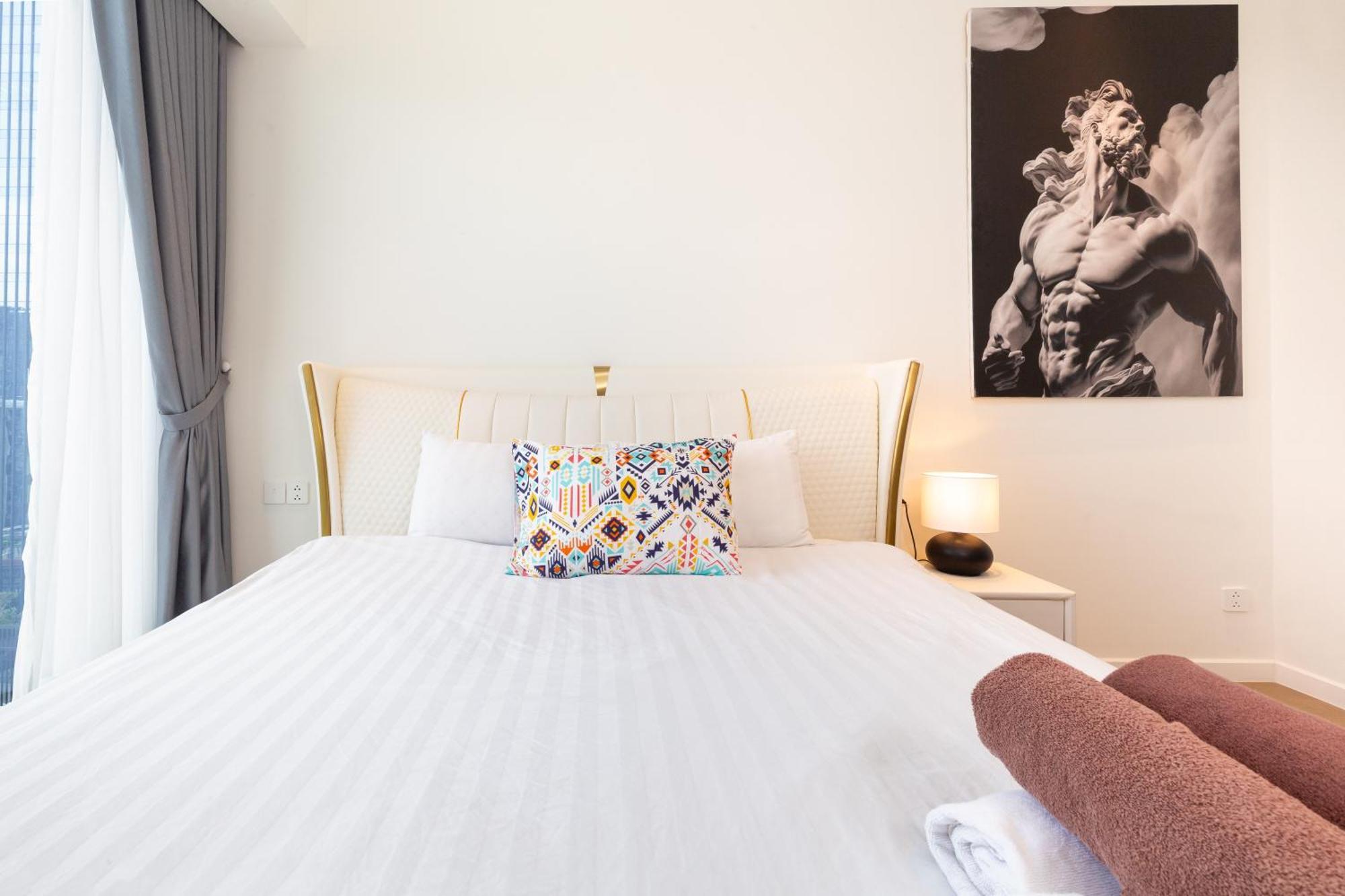 The Opera Apartment Cental Saigon Free Pool-Gym-Sauna Room- Golf Mini โฮจิมินห์ซิตี้ ภายนอก รูปภาพ